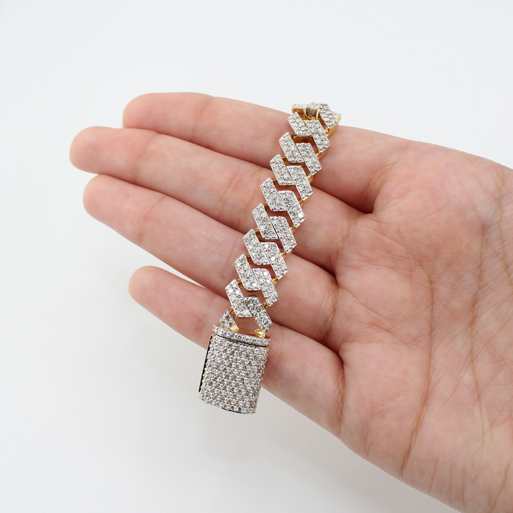 10K Diamond Cuban Link Bracelet 6.8 CTW