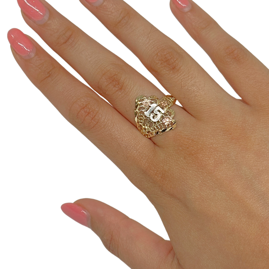 10K Quinceanera Ring Sideways 15