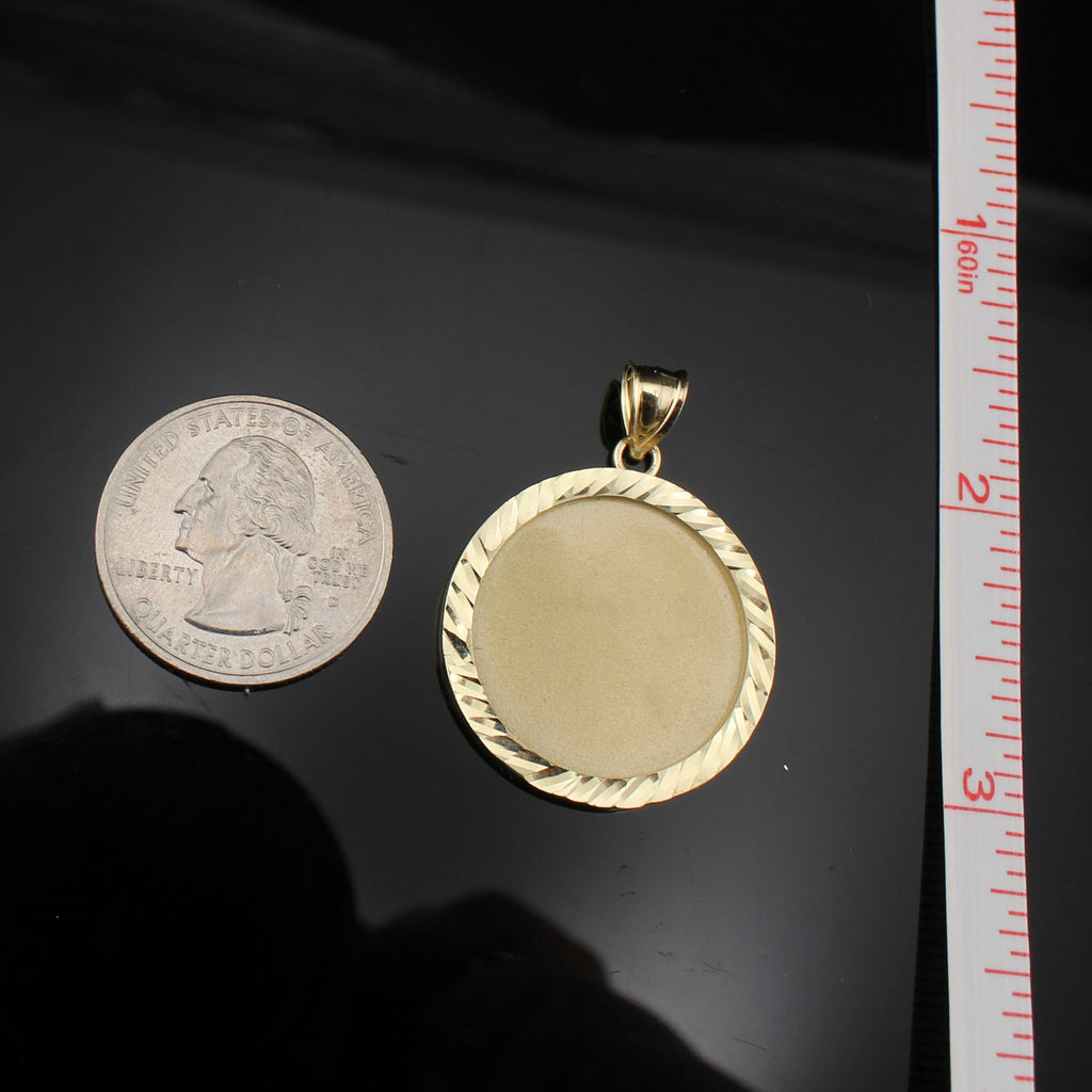 10K Picture Pendant Small