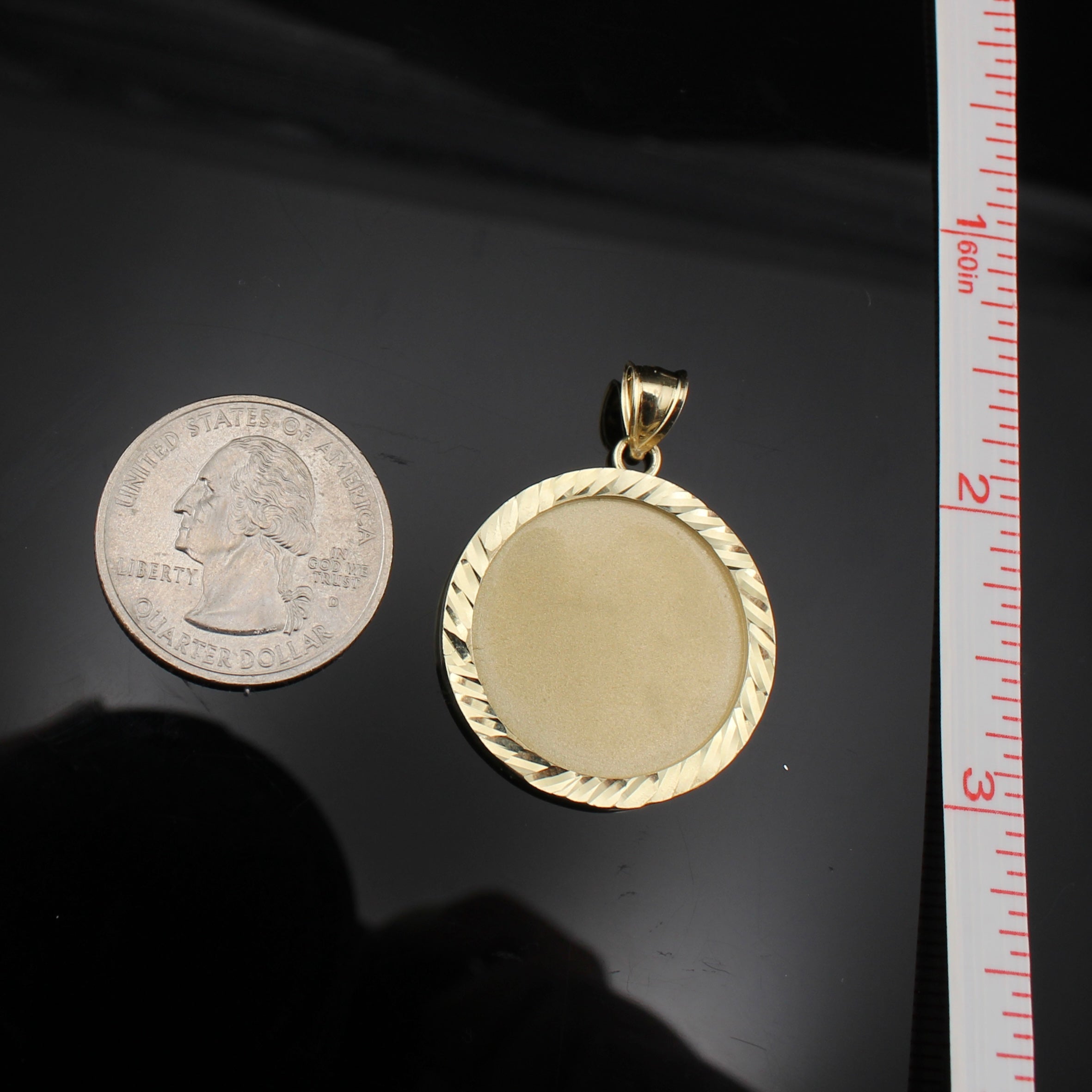 10K Picture Pendant Small