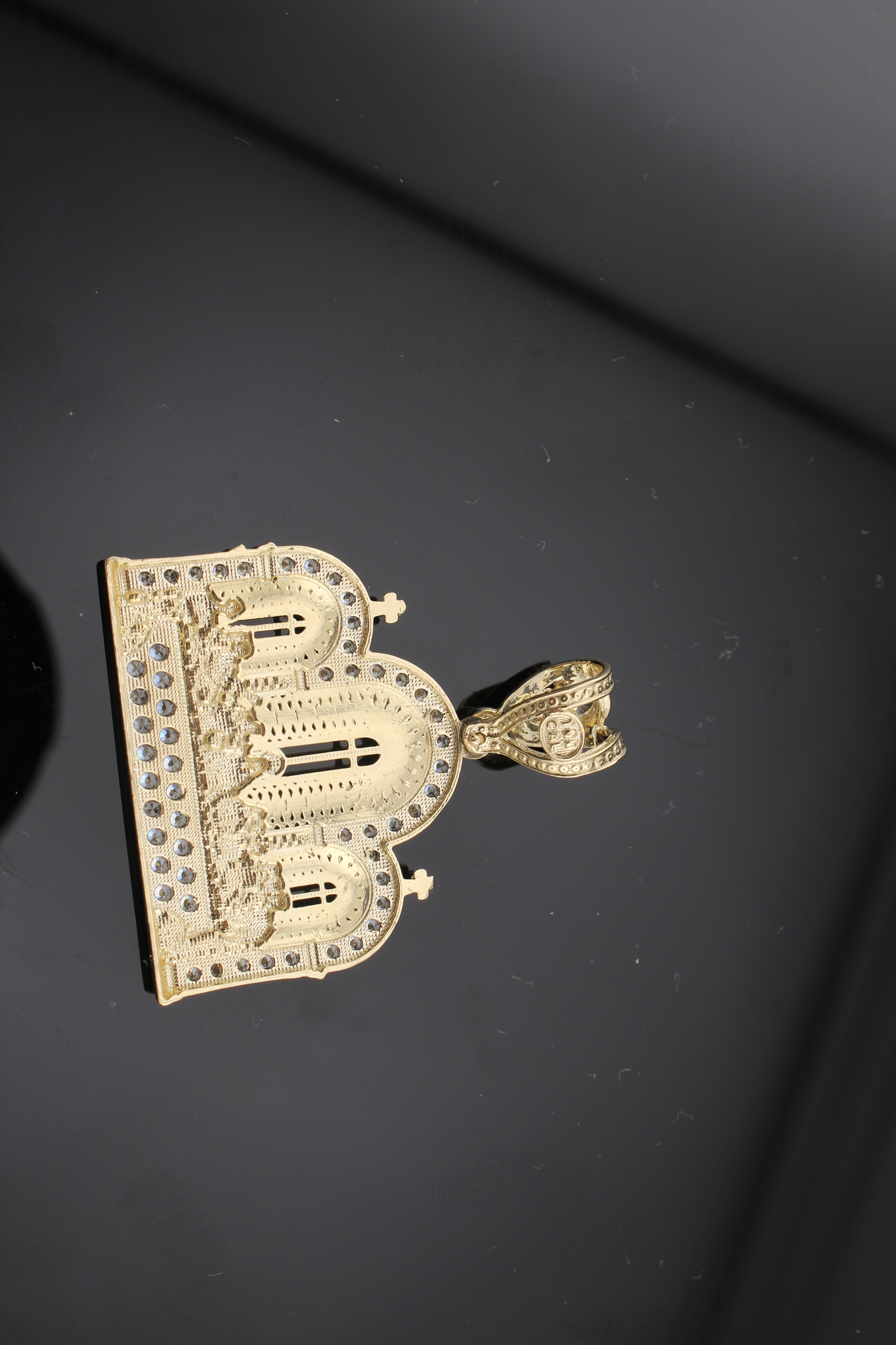 10K Last Supper Pendant