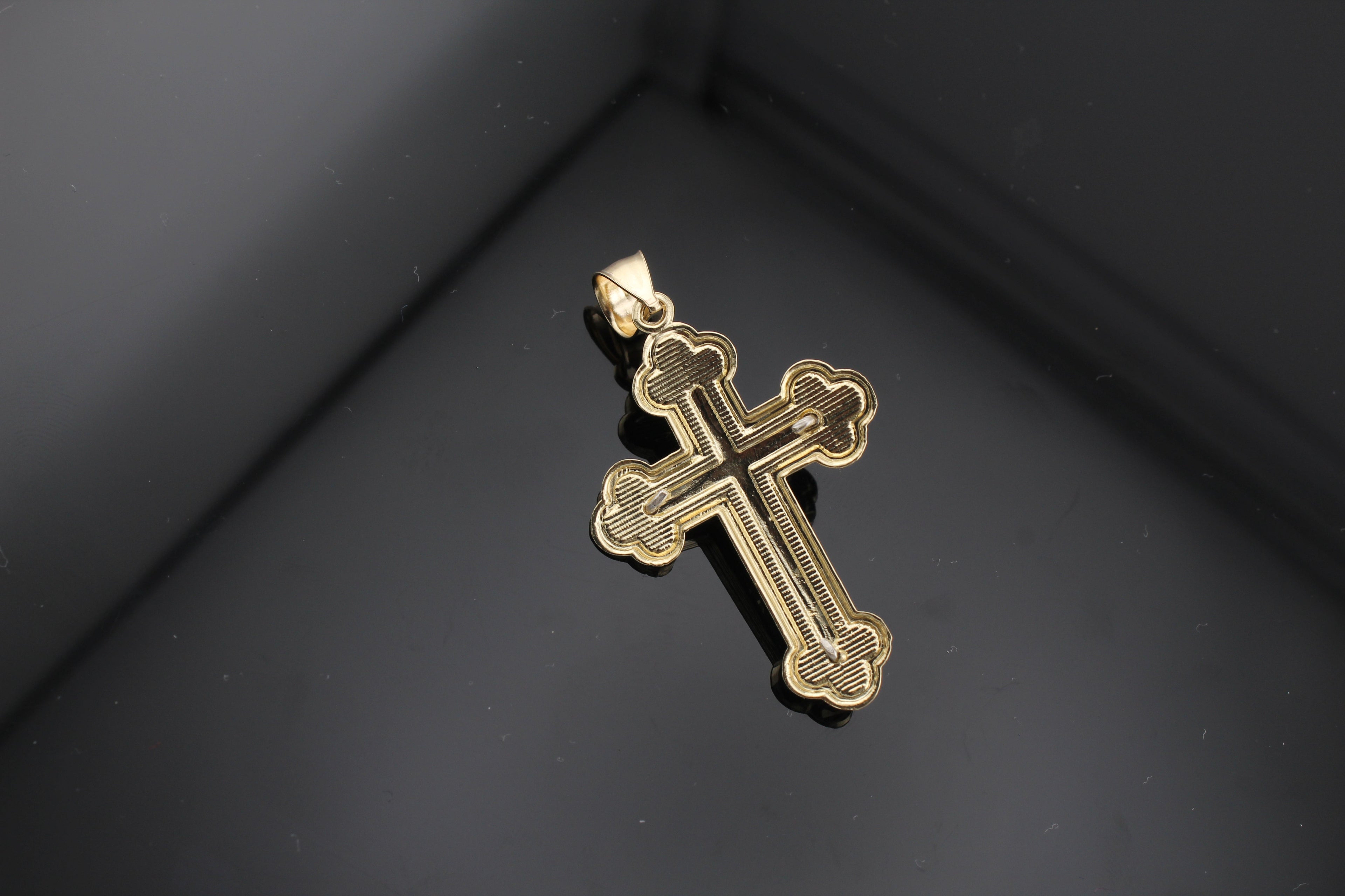 10k Gold Cross with jesus Crucifix pendant