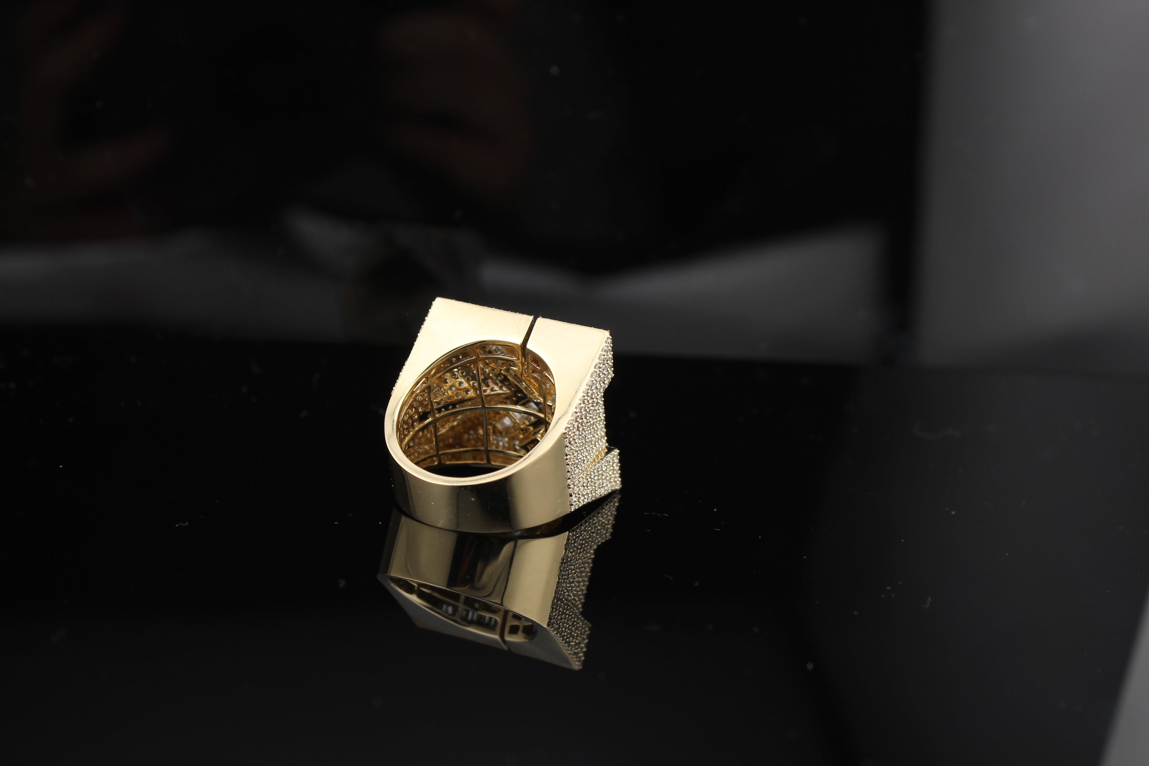 10K Big "K" Inital Diamond Ring