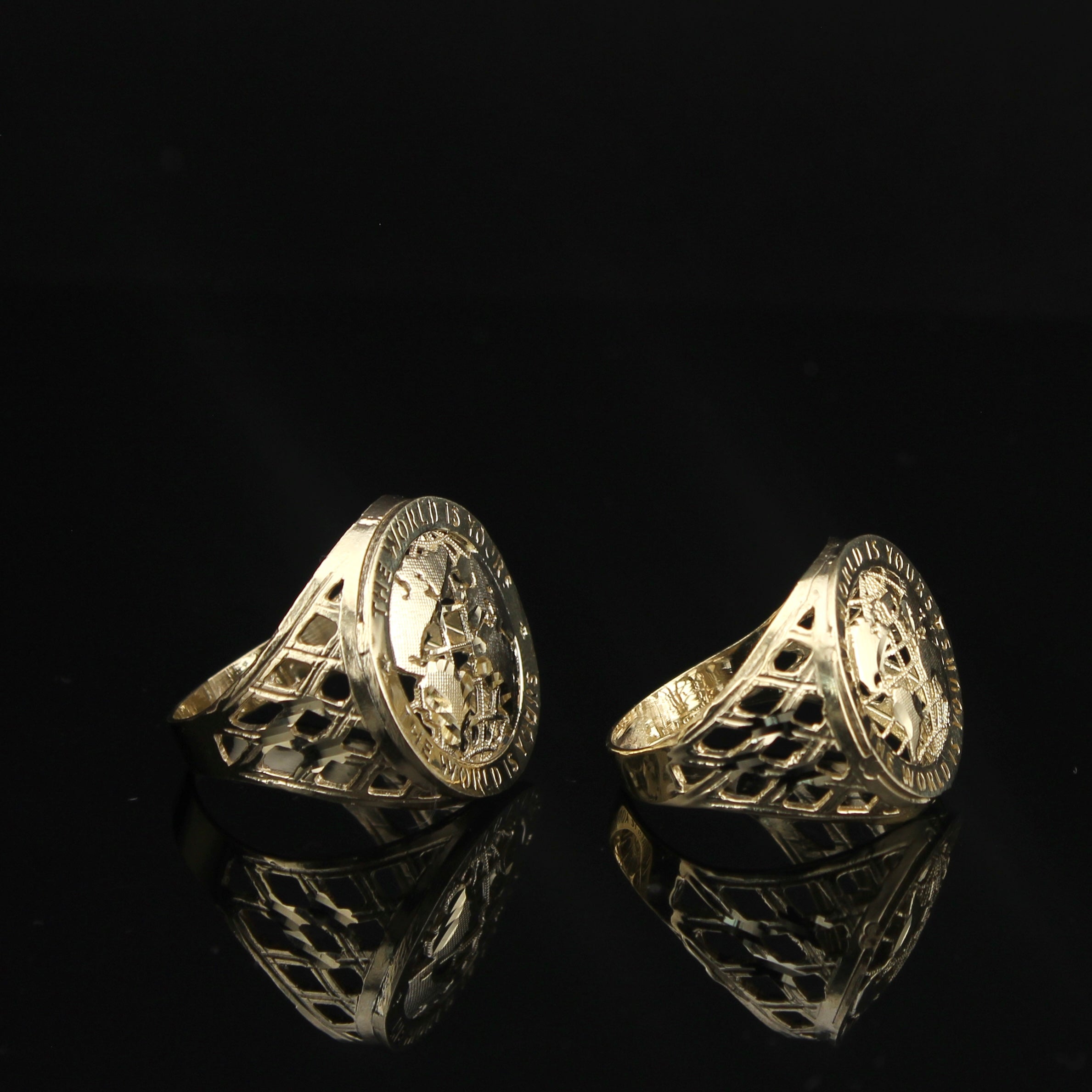 10K World Is Yours Ring