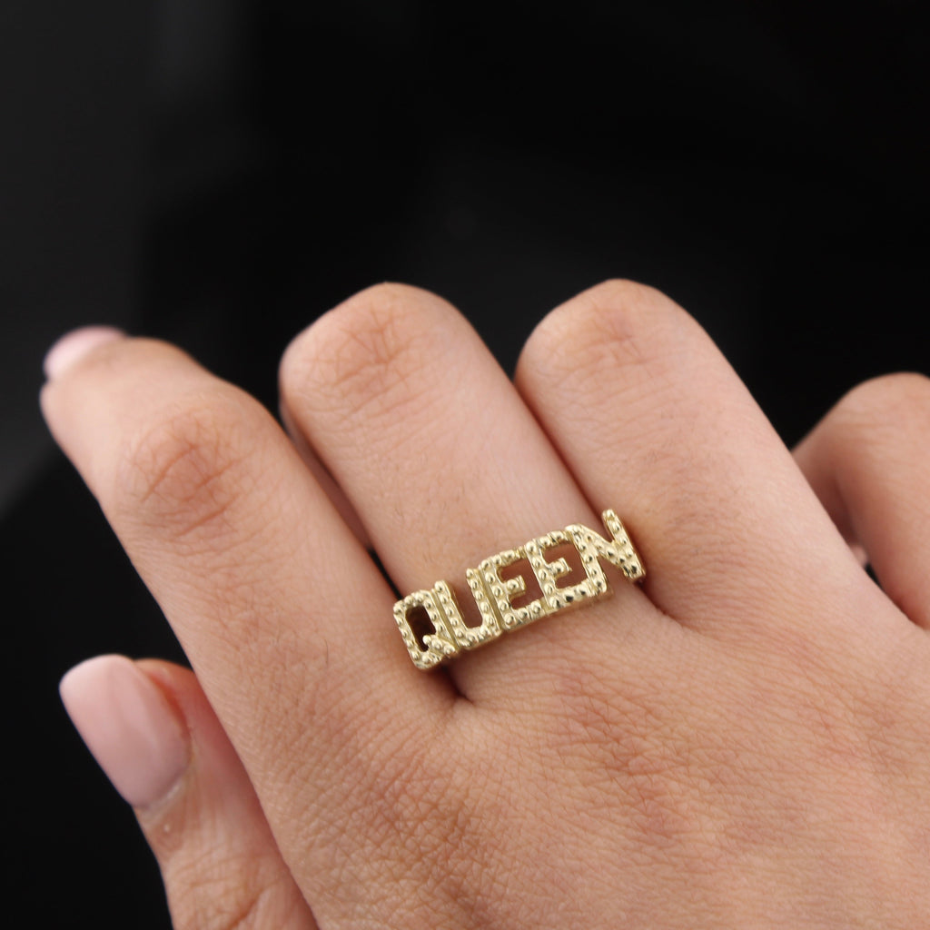 10K Gold Queen Ring