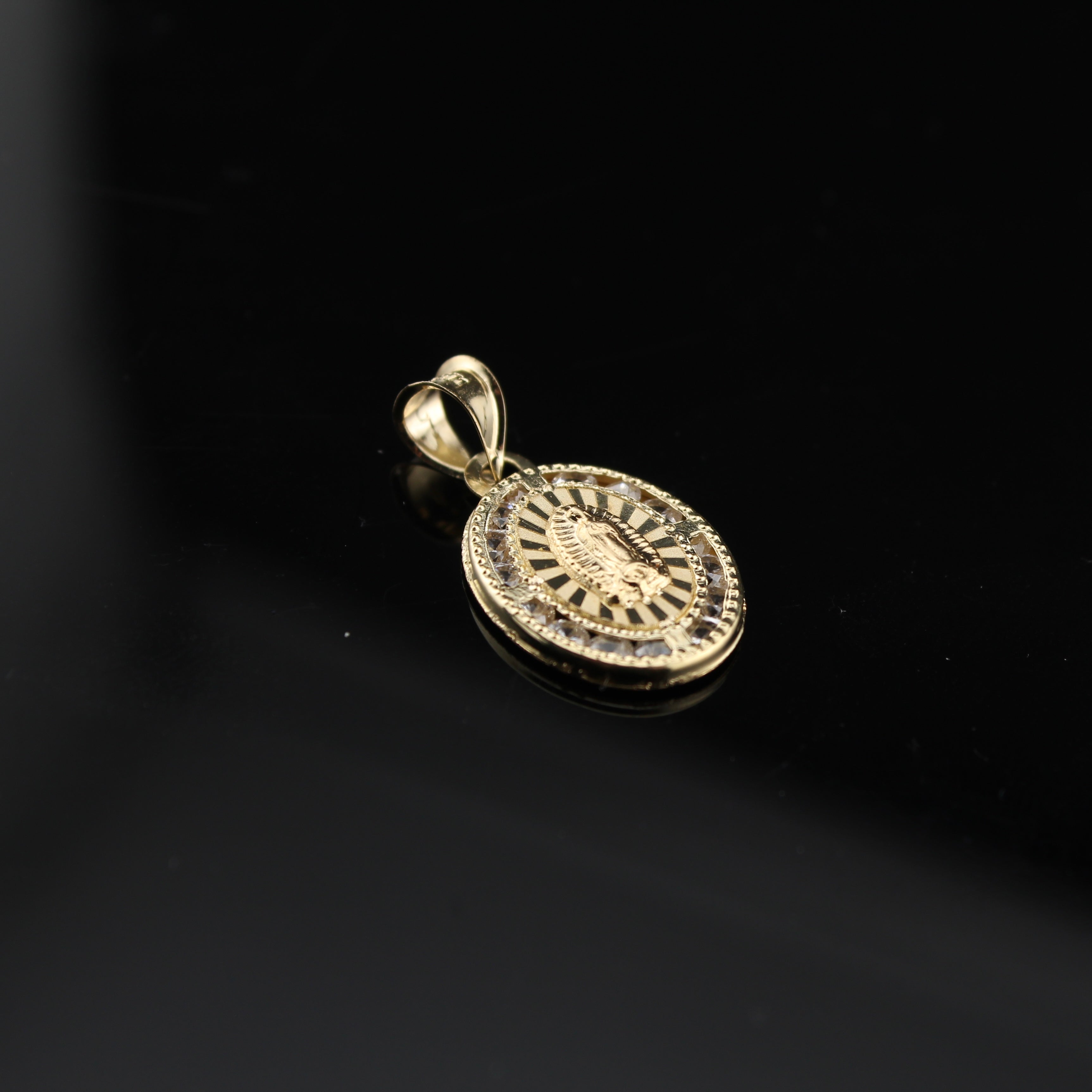 10K Gold Virgin Mary Pendant