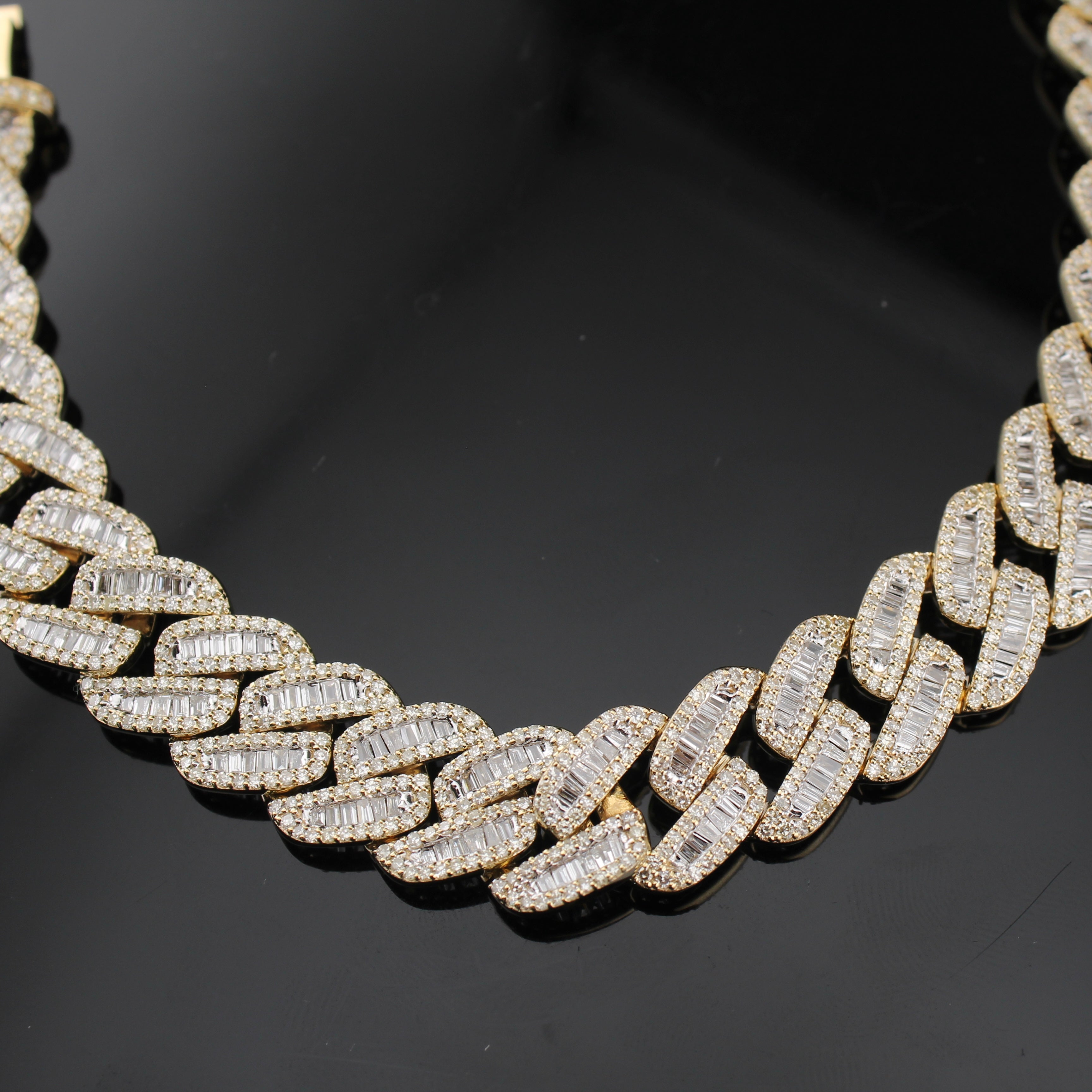 10K Diamond Cuban Mens Bracelet  7 carats, 35 grams