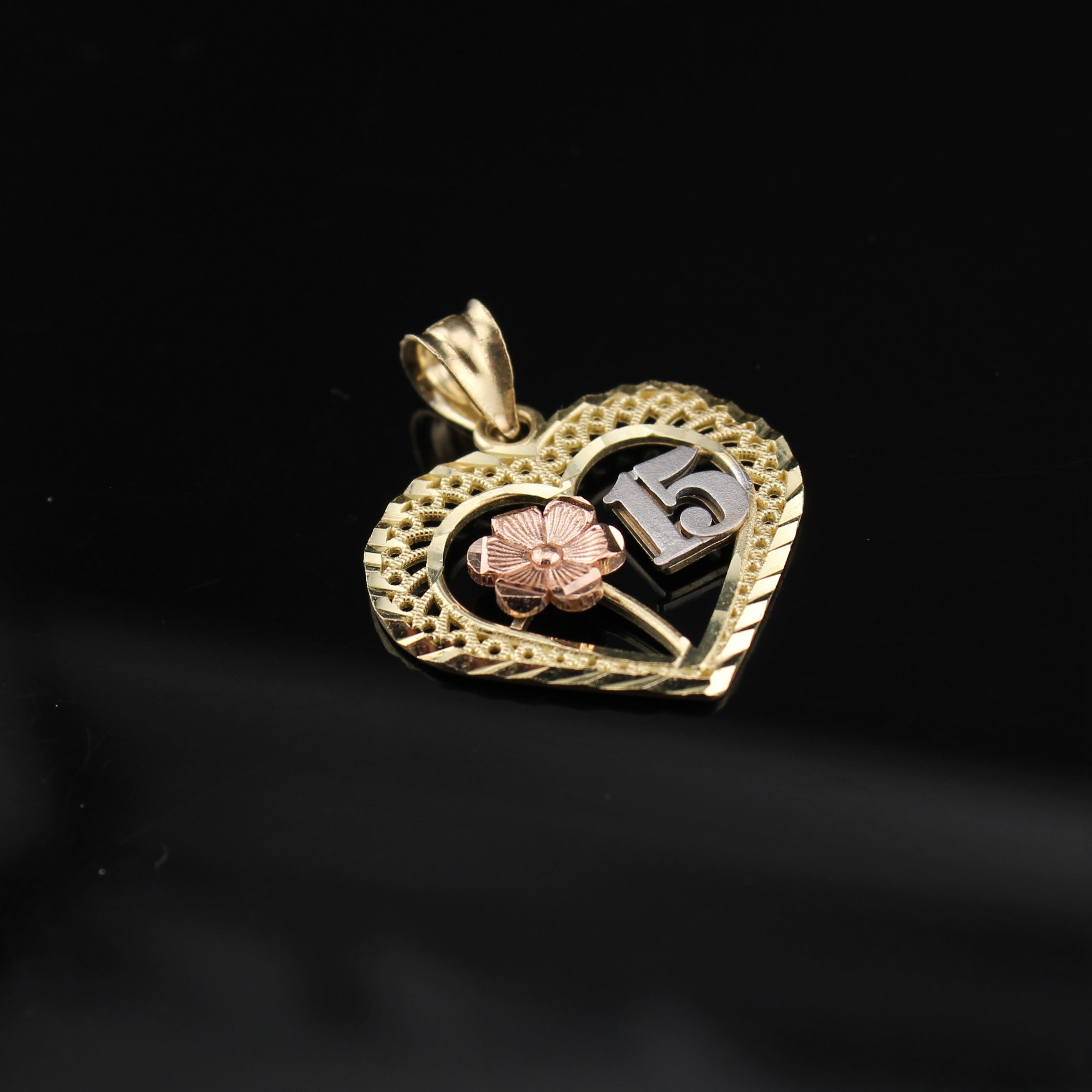 10K Real Gold Heart Quinceañera Pendant