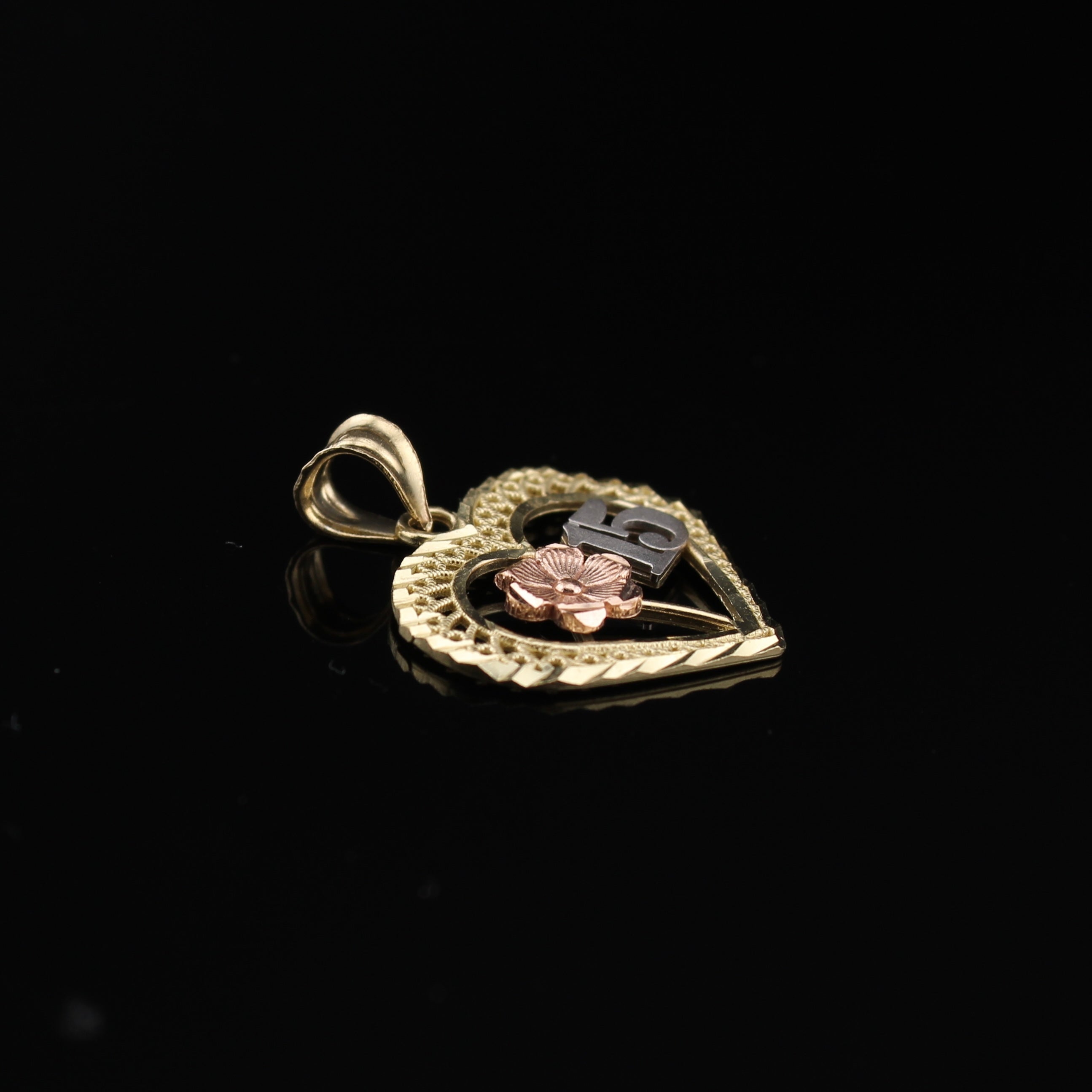 10K Real Gold Heart Quinceañera Pendant