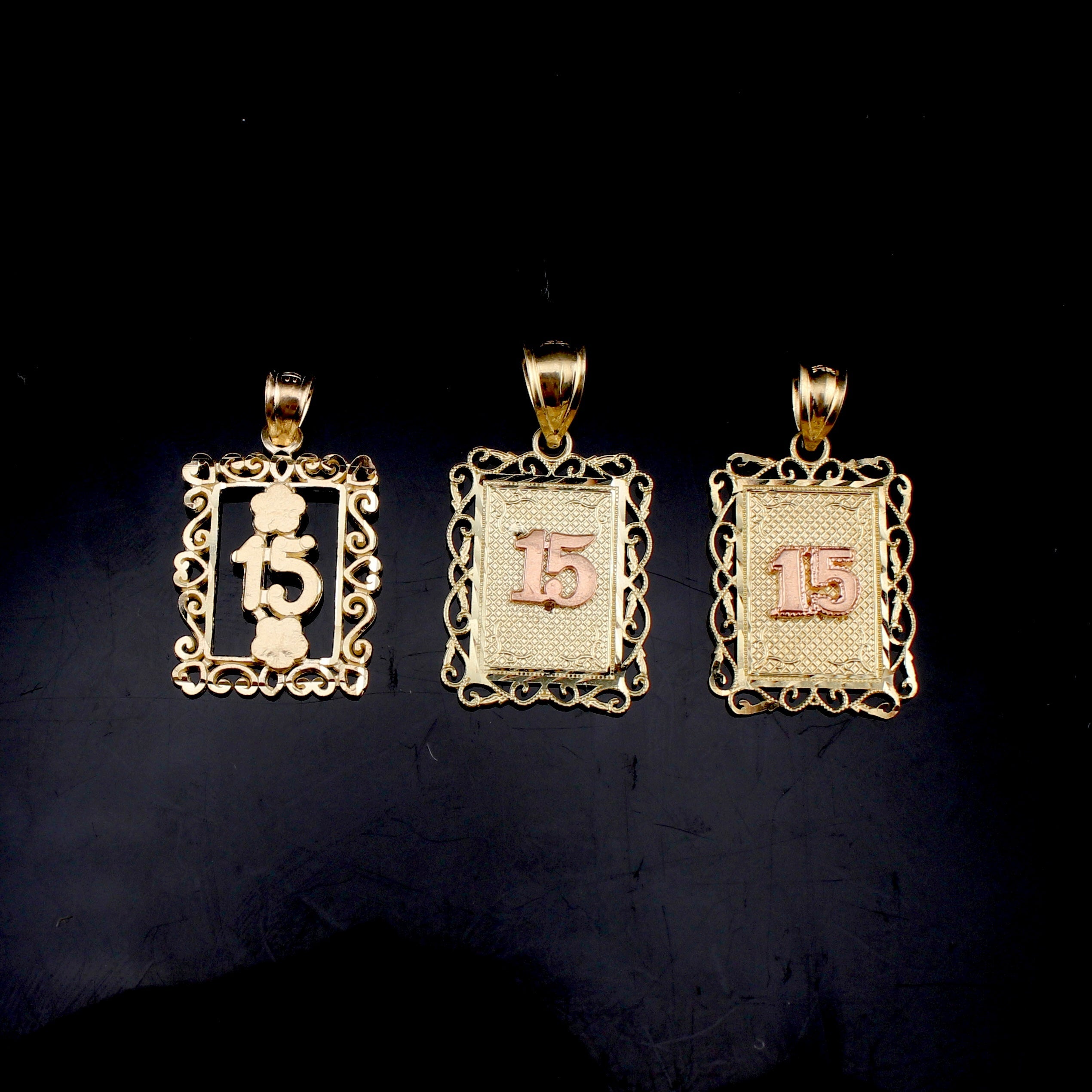 10K Real Gold Quinceañera Pendant Square