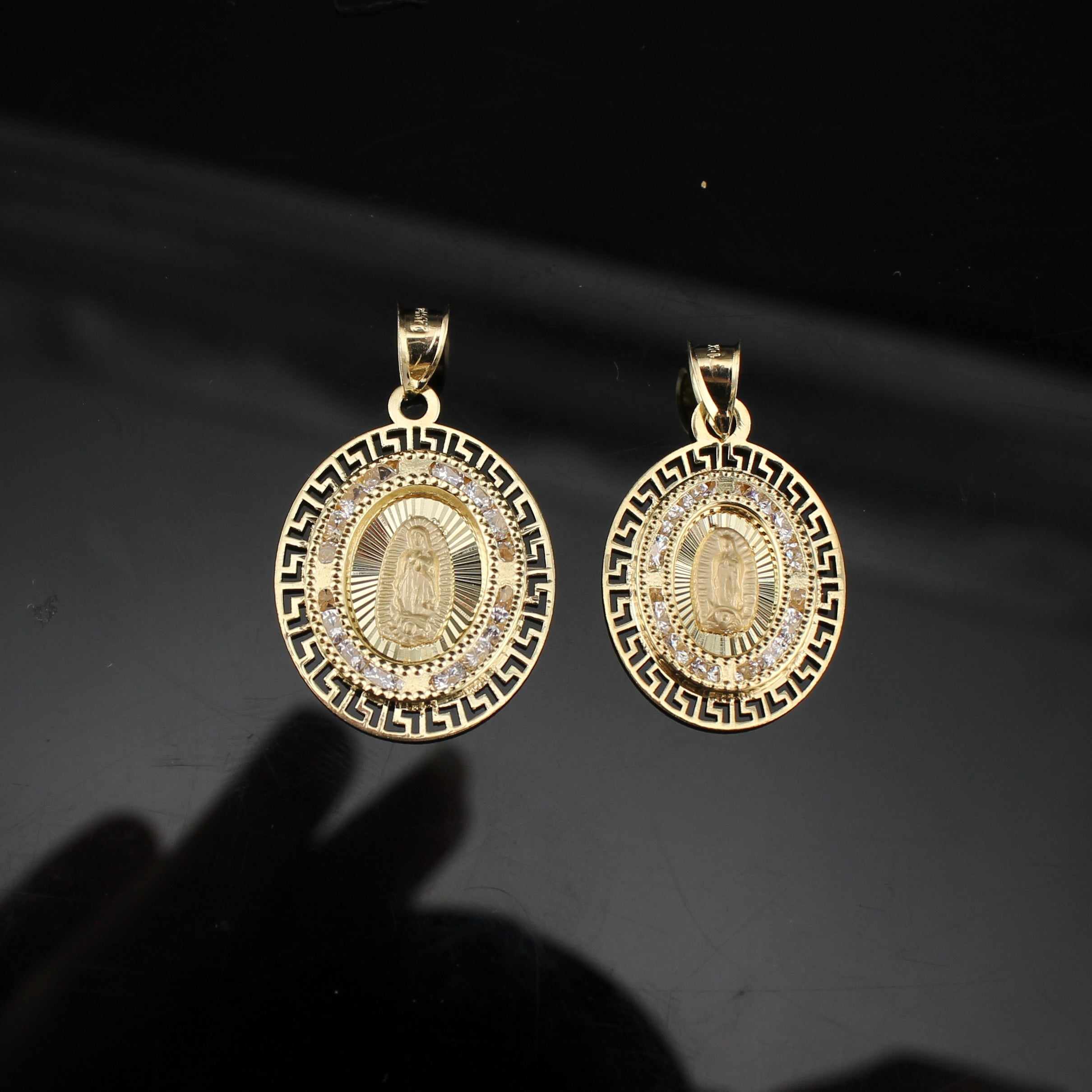 10K Gold Virgin Mary Pendant