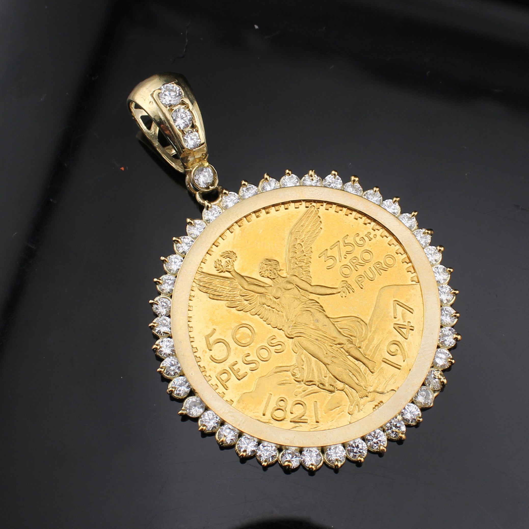 10K Real Gold 50 Pesos Pendant 33.6 grams