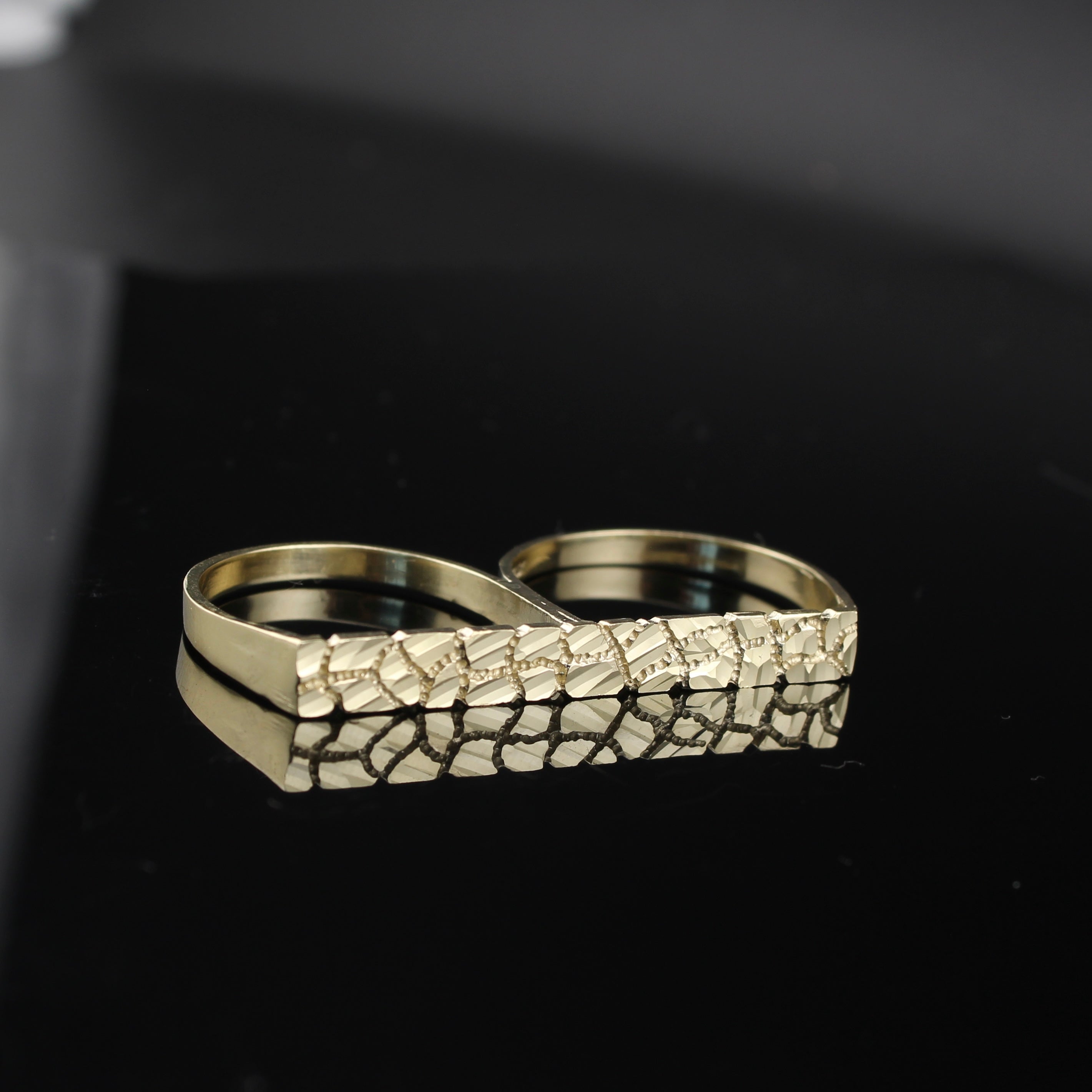 10K Gold Nugget Double Finger Ring