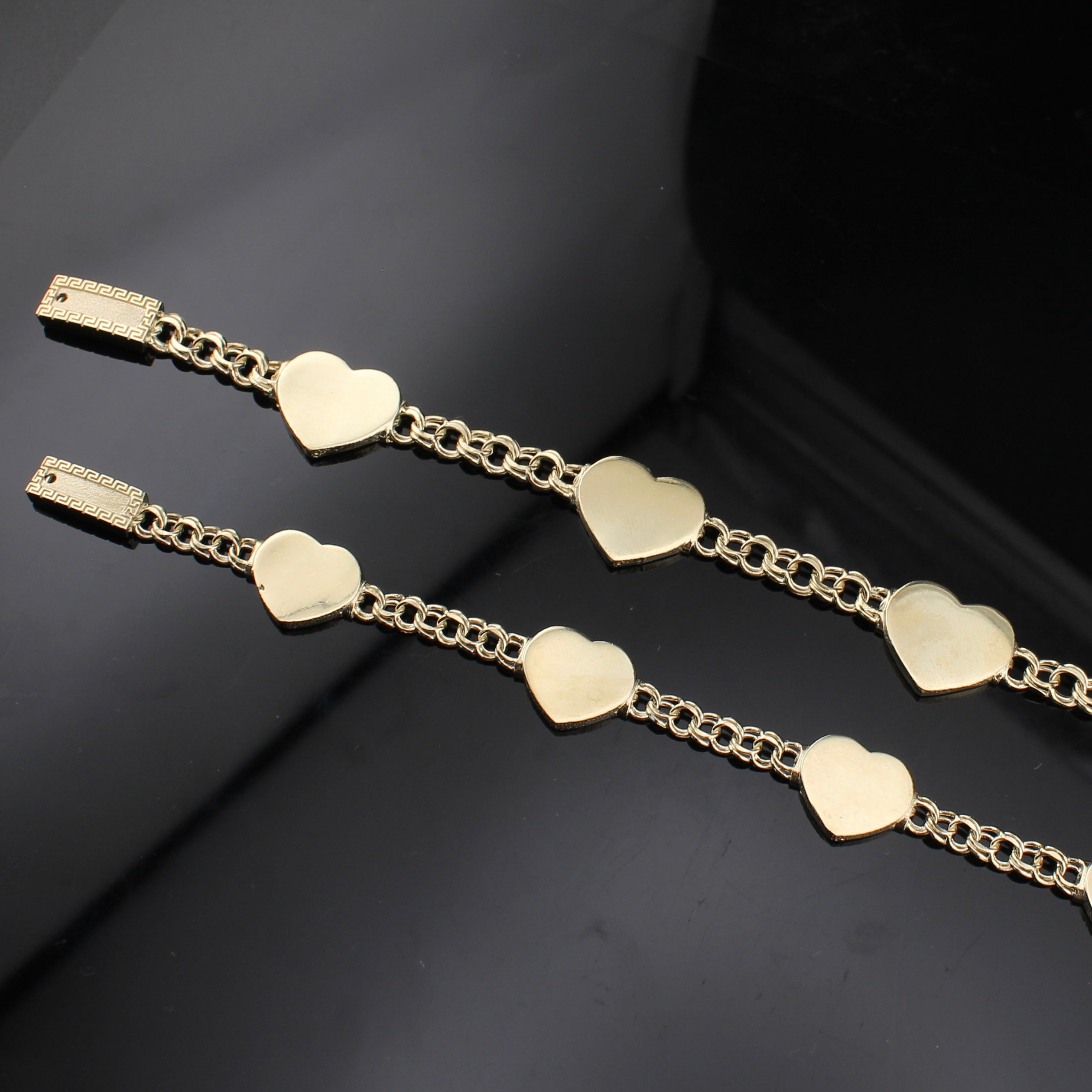10K Chino Heart Bracelet