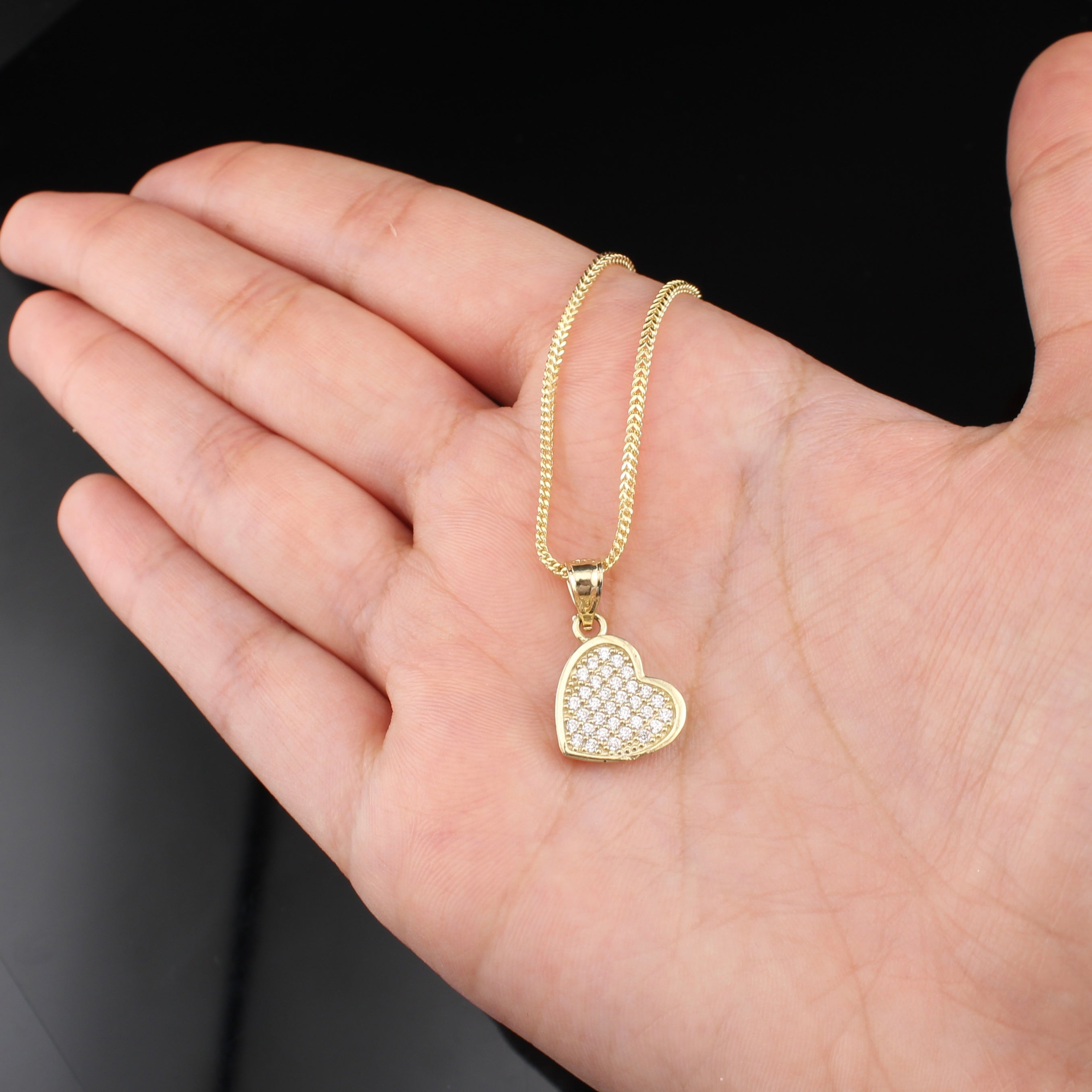 10K Heart Necklace 18 in
