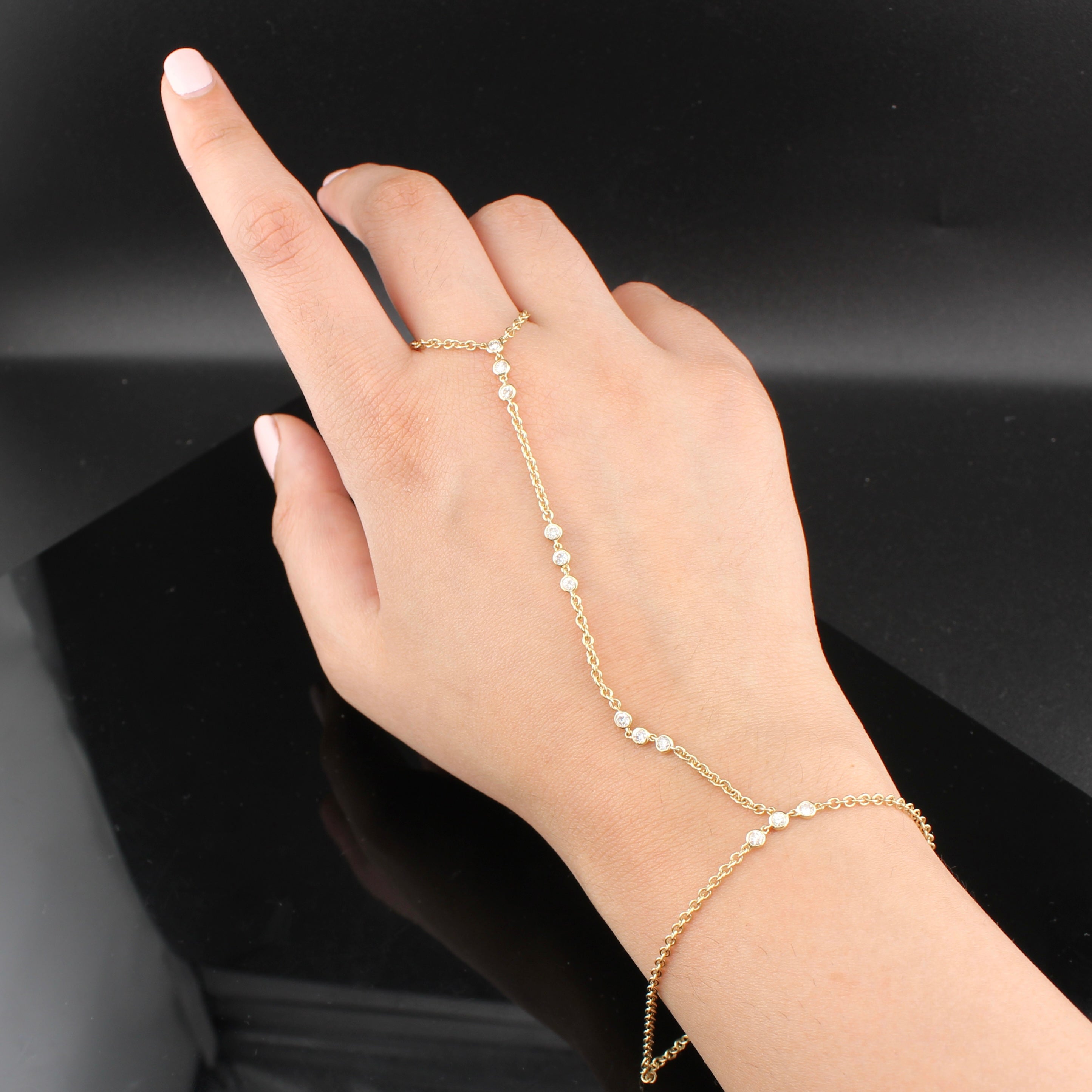 10K Diamond Hand Chain Bracelet