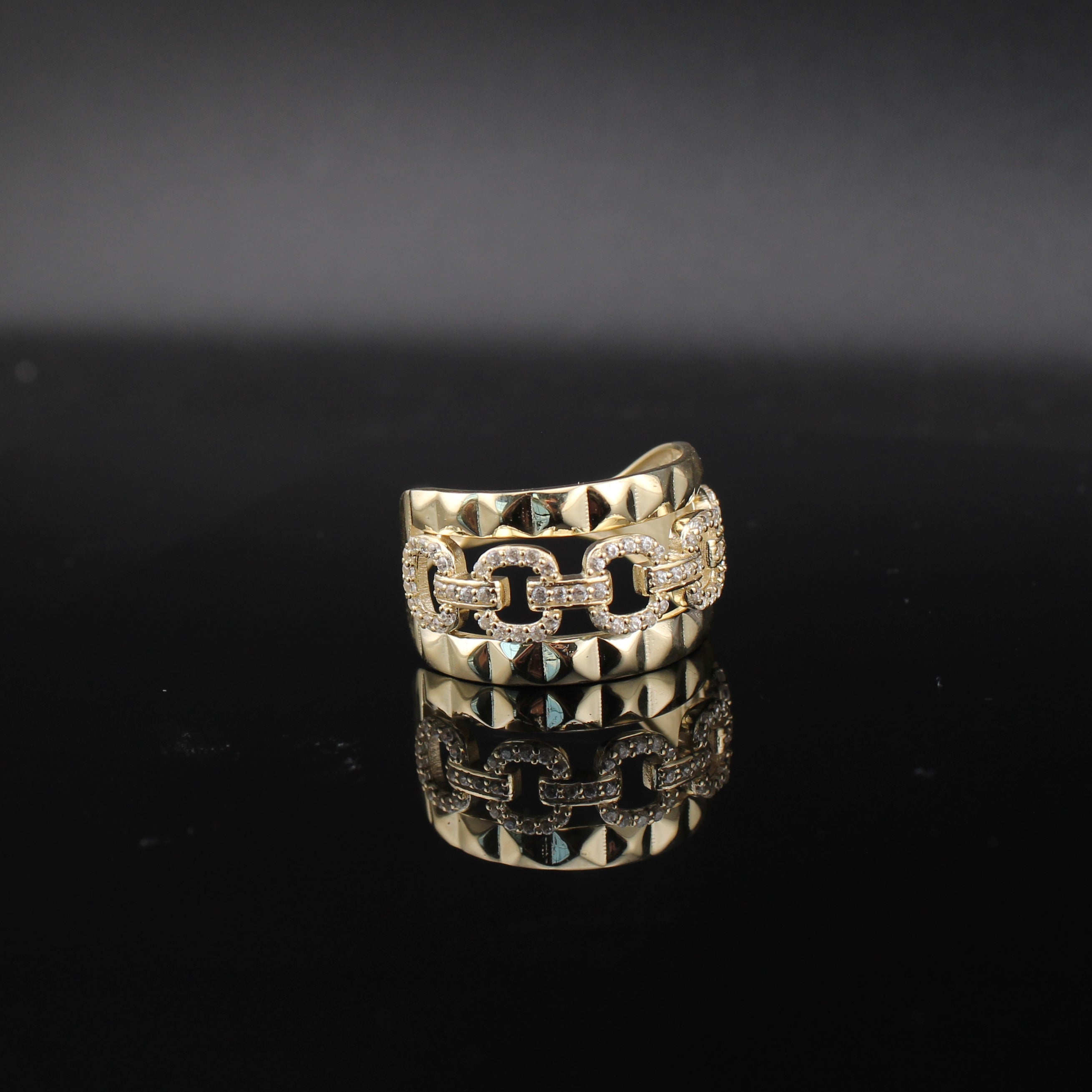 10K Gold Chain CZ Design Ring