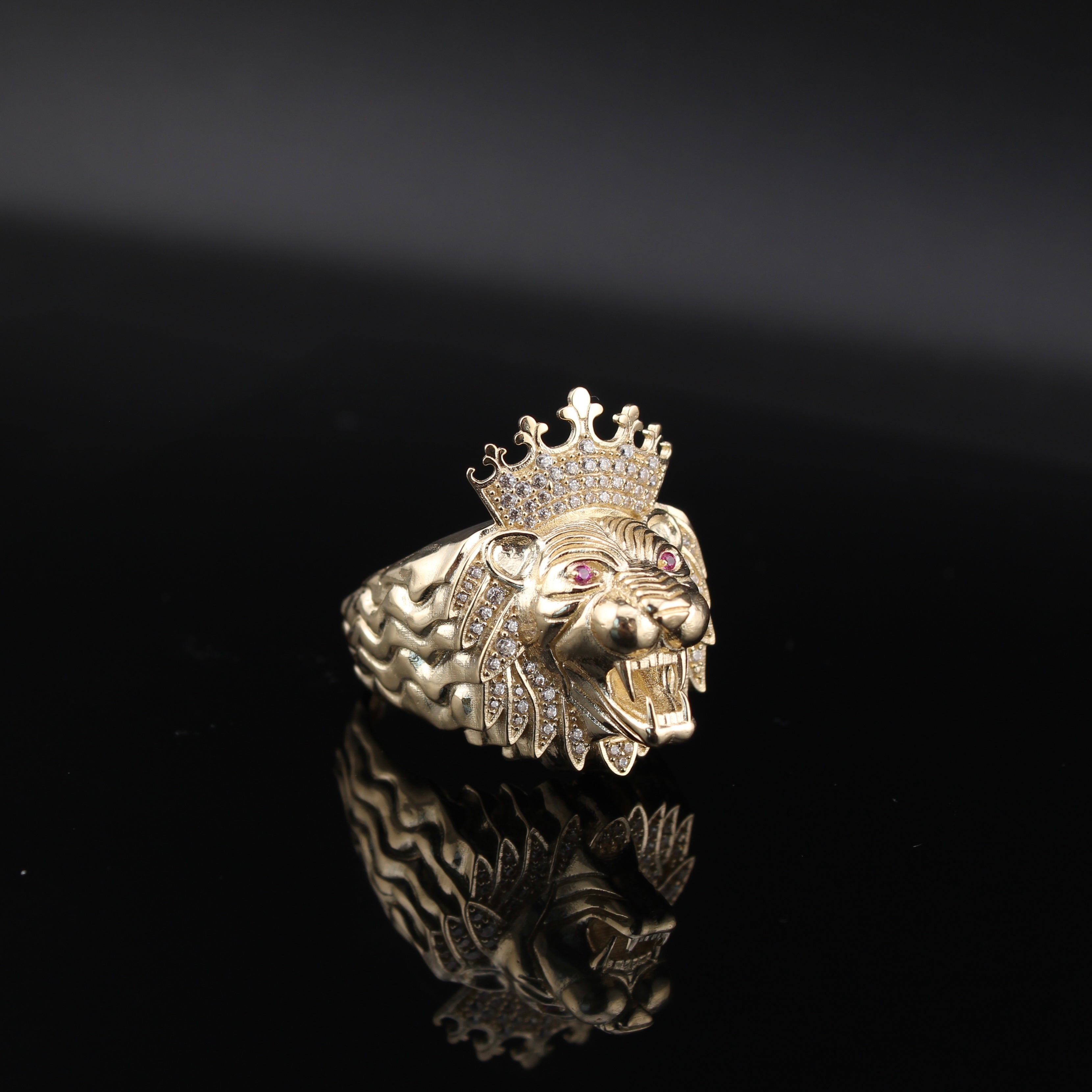 10K Gold Roaring Lion Ring