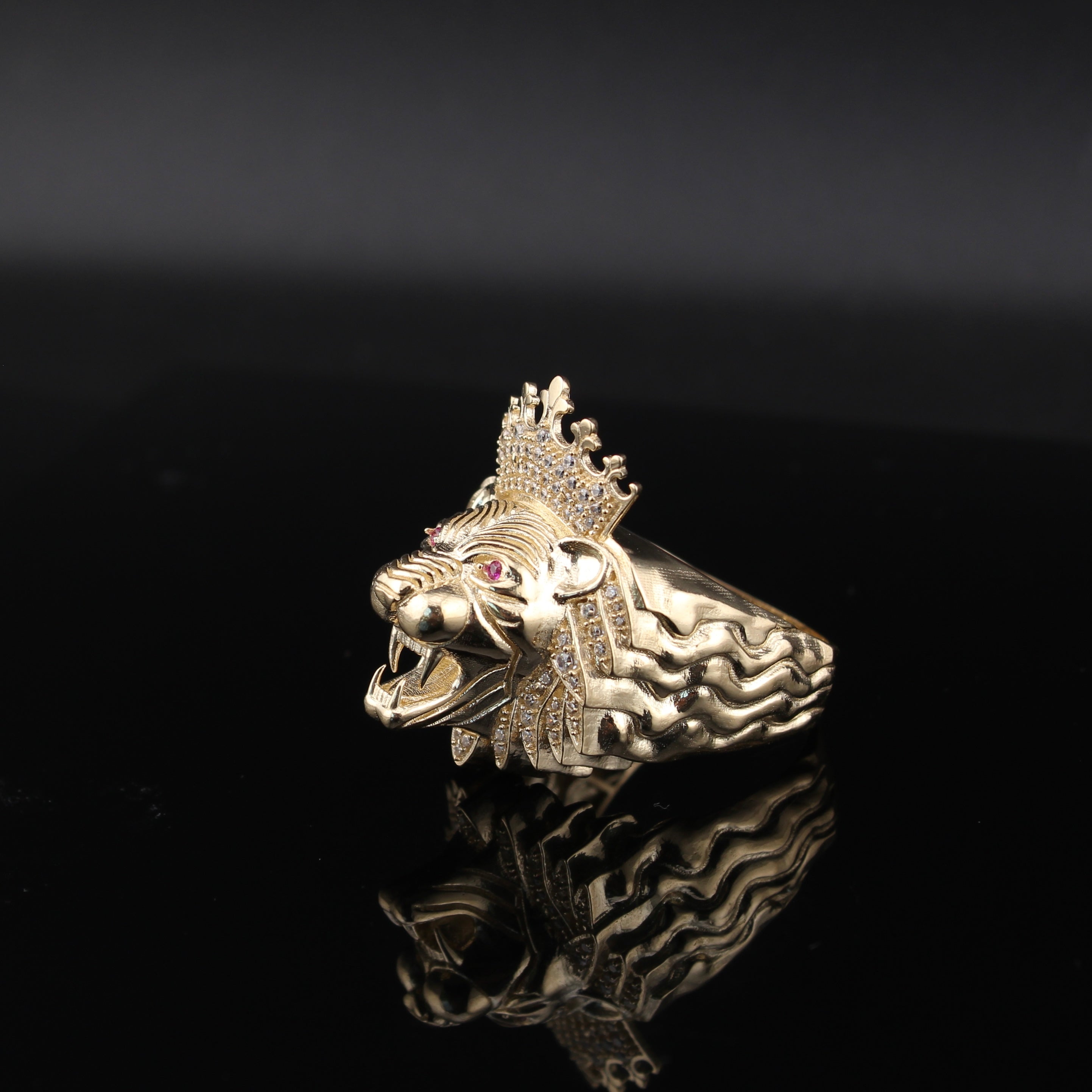 10K Gold Roaring Lion Ring