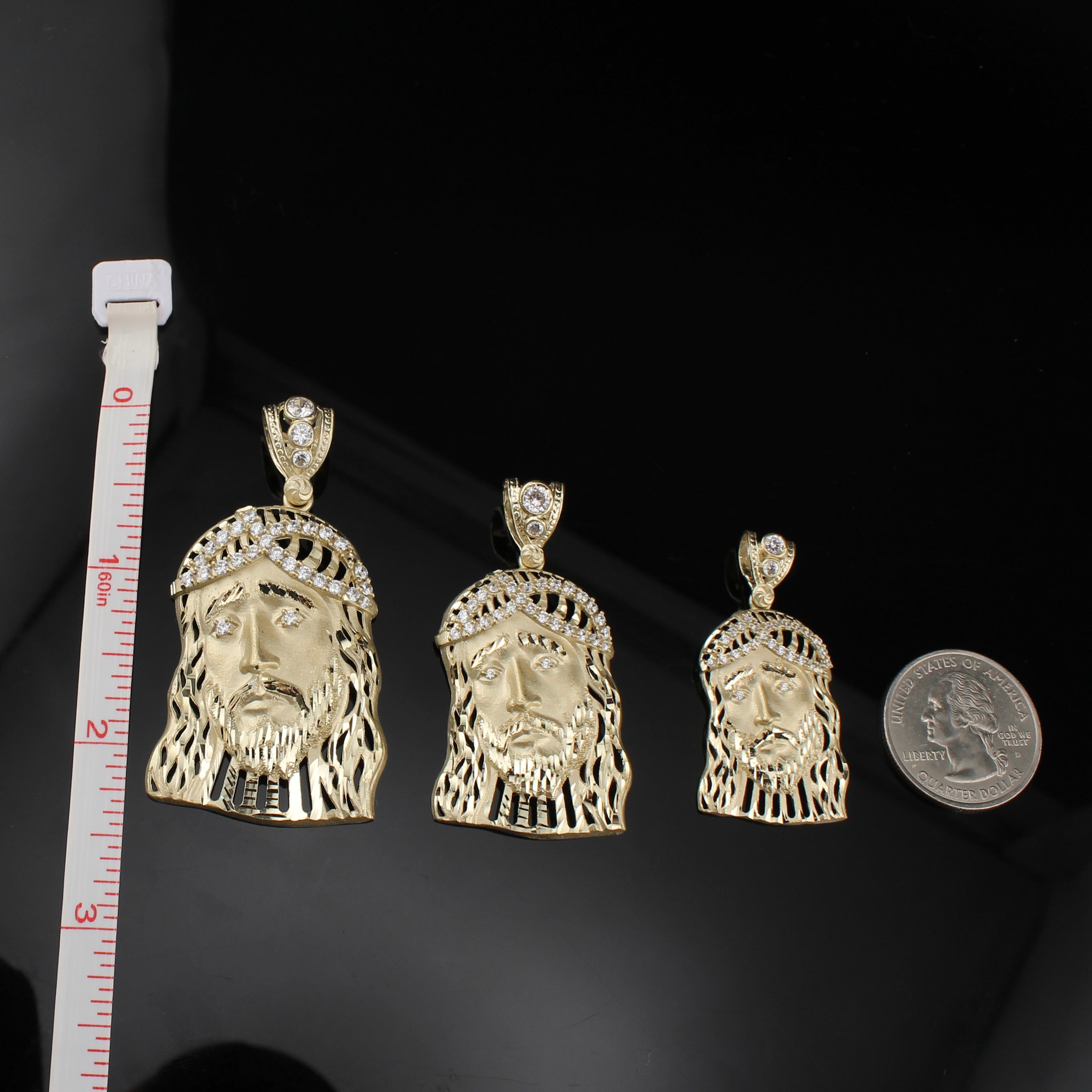 10K Gold Jesus Face Pendant