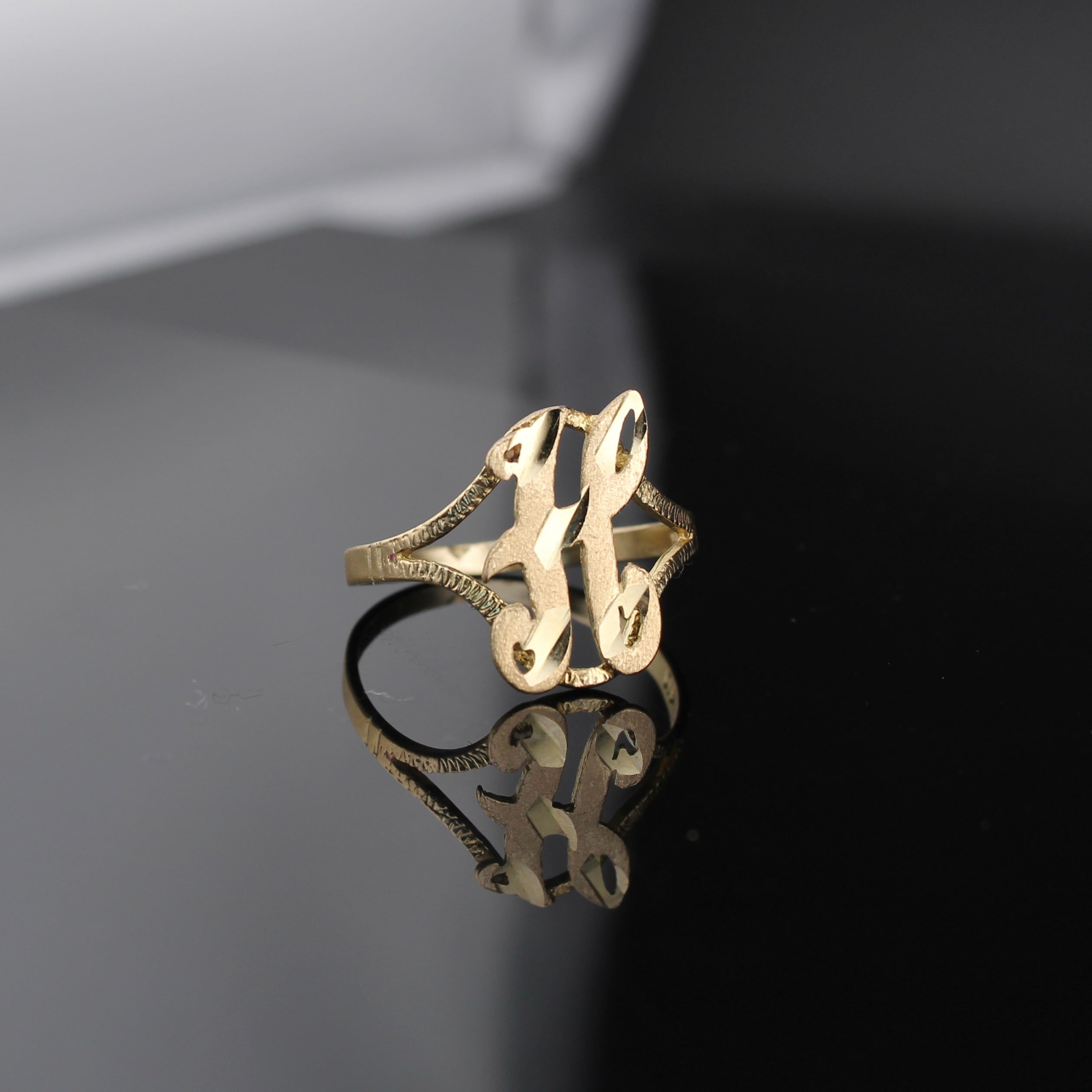 10K Real Gold Initial H Ring